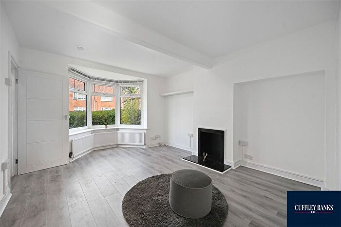 2 Bedroom End Terrace House To Rent In Kennedy Road, Hanwell, London, W7