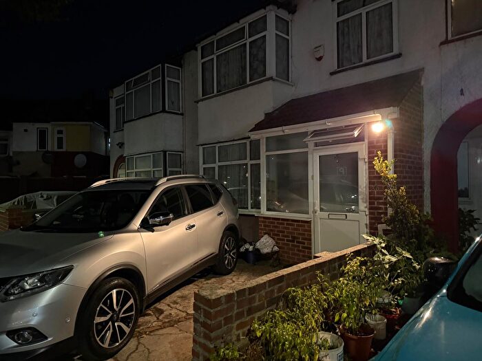 4 Bedroom Terraced House To Rent In Alma Road, Southall, UB1