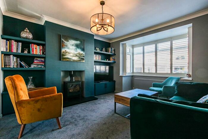 3 Bedroom Semi-Detached House For Sale In Whitecroft Road, West Moor, NE12