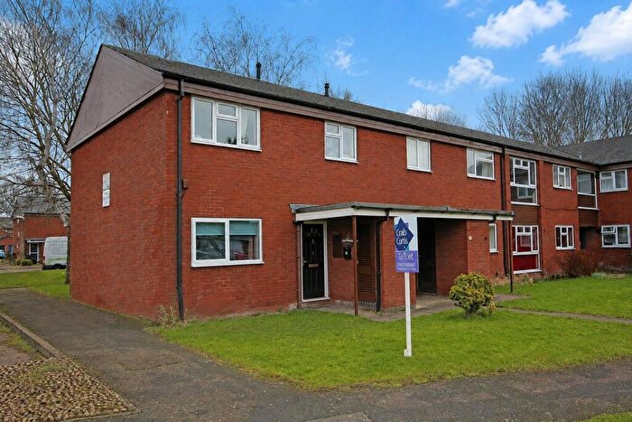 1 Bedroom Apartment To Rent In Kilnsey Grove, Warwick, Warwickshire, CV34