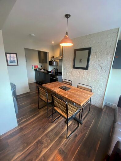 2 Bedroom Flat To Rent In Bootham Crescent, York, YO30