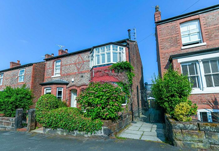 3 Bedroom Semi-Detached House For Sale In Weldon Road, Altrincham, WA14