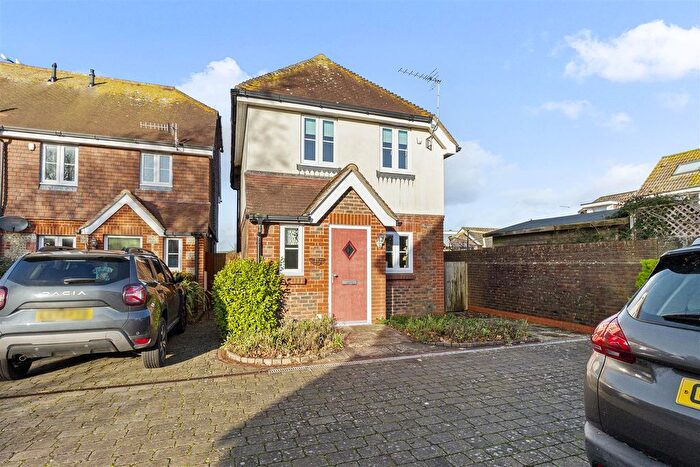 2 Bedroom Detached House For Sale In Brook Lane, Ferring, Worthing, BN12
