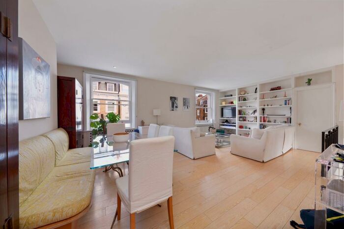 1 Bedroom Flat To Rent In Coleherne Mews, London, SW10