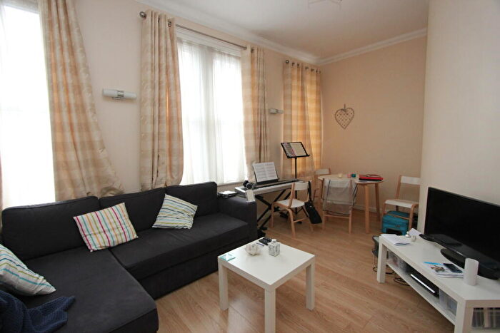 2 Bedroom Flat To Rent In Sydenham Road, Sydenham, SE26