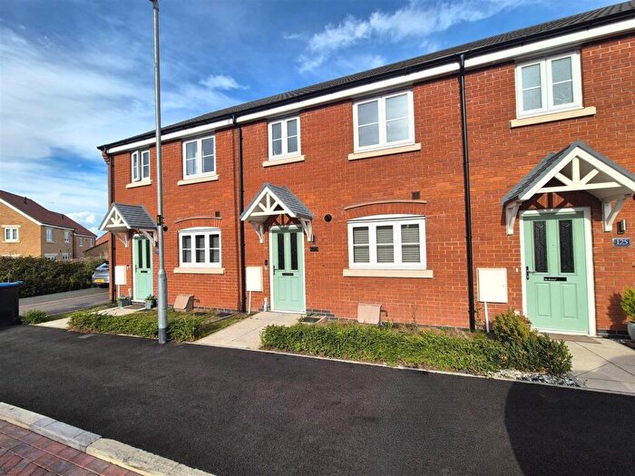 3 Bedroom Terraced House For Sale In Buxton Crescent, Broughton Astley, LE9