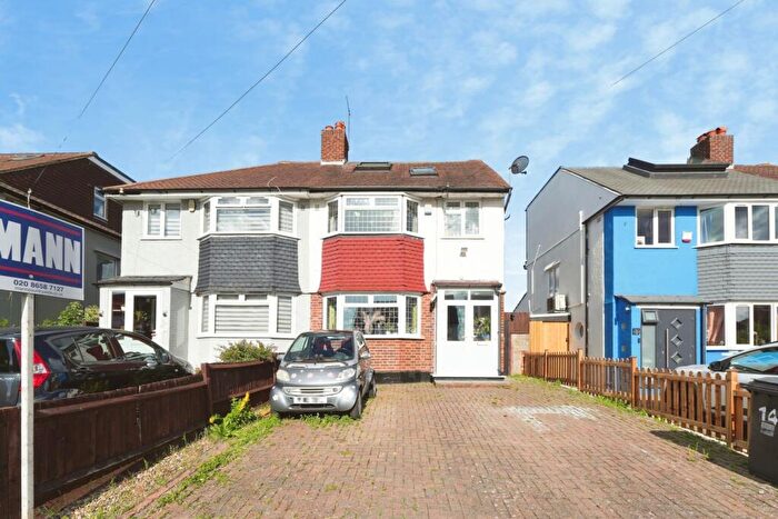 4 Bedroom Semi-Detached House For Sale In Southview Road, Bromley, BR1