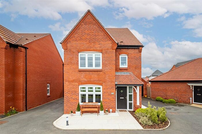 3 Bedroom Detached House For Sale In Cox Drive, Bishops Itchington, Southam, CV47