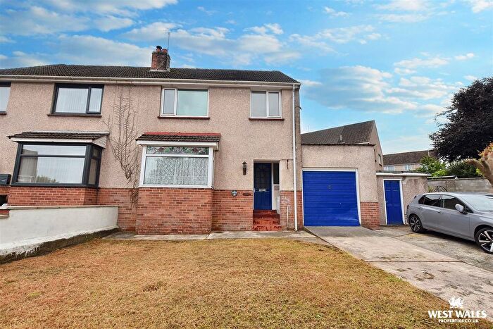 3 Bedroom Property For Sale In Woodlands Park, Haverfordwest, SA61