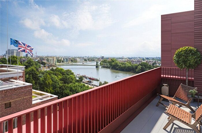 2 Bedroom Flat For Sale In Artisi, Hammersmith Town Hall, King Street, London, W6