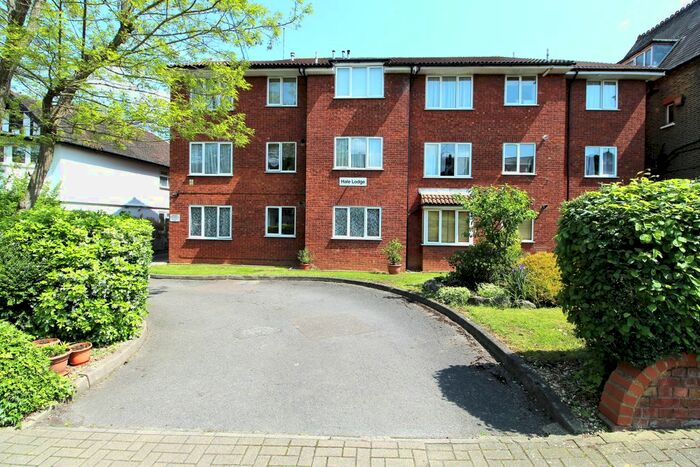 1 Bedroom Flat To Rent In Hale Lodge, Roxborough Park, Harrow On The Hill, HA1