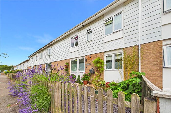3 Bedroom Terraced House For Sale In Fountains Close, Basingstoke, Hampshire, RG24
