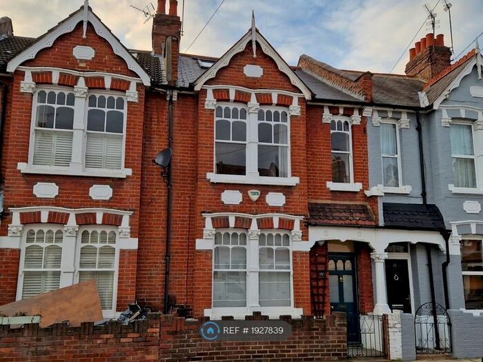 3 Bedroom Terraced House To Rent In Thorpebank Road, London, W12