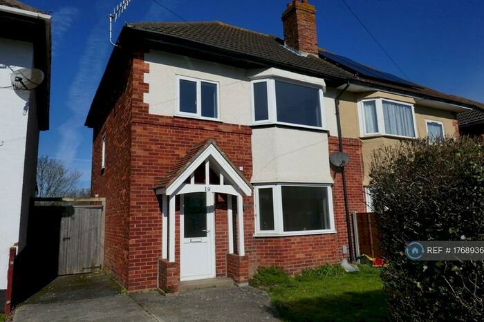 3 Bedroom Semi-Detached House To Rent In Horsham Avenue, Bournemouth, BH10