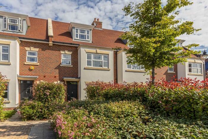 3 Bedroom Terraced House To Rent In Lawlor Close, Sunbury-On-Thames, TW16