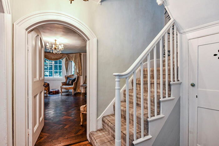 4 Bedroom Detached House For Sale In Bramdean Cottage, Bramdean, Alresford, SO24
