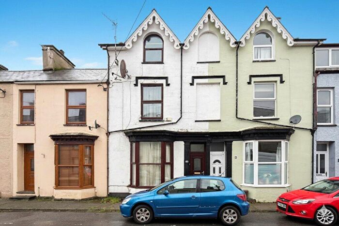 5 Bedroom Terraced House For Sale In Madoc Street, Porthmadog, Gwynedd, LL49