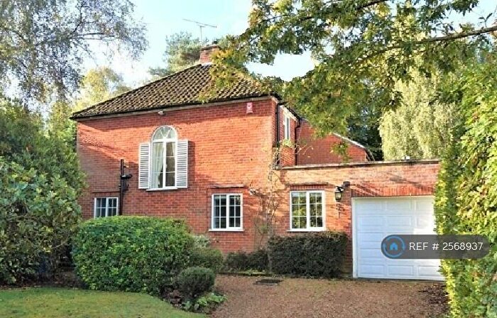 4 Bedroom Detached House To Rent In Woodlands Close, Ascot, SL5