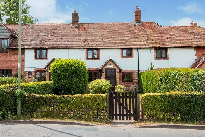 3 Bedroom Terraced House To Rent In Hill Road, Oakley, Basingstoke, Hampshire, RG23