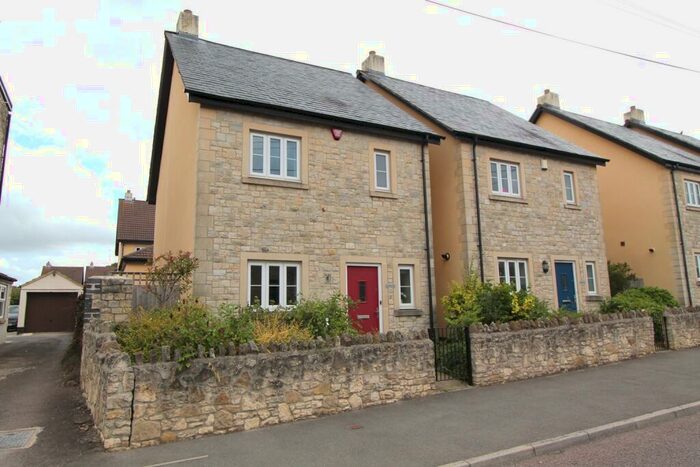 4 Bedroom Detached House To Rent In Winterfield Road, Paulton, BS39