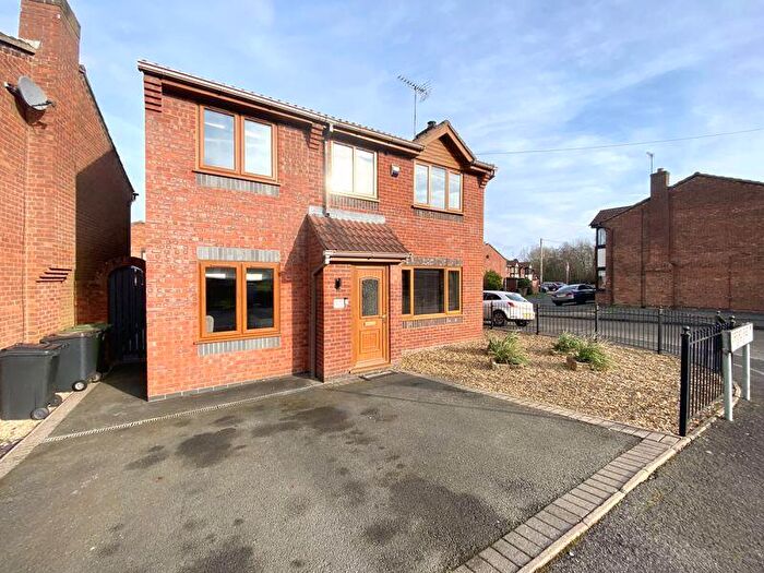 4 Bedroom Detached House For Sale In Orford Rise, Nuneaton, CV10