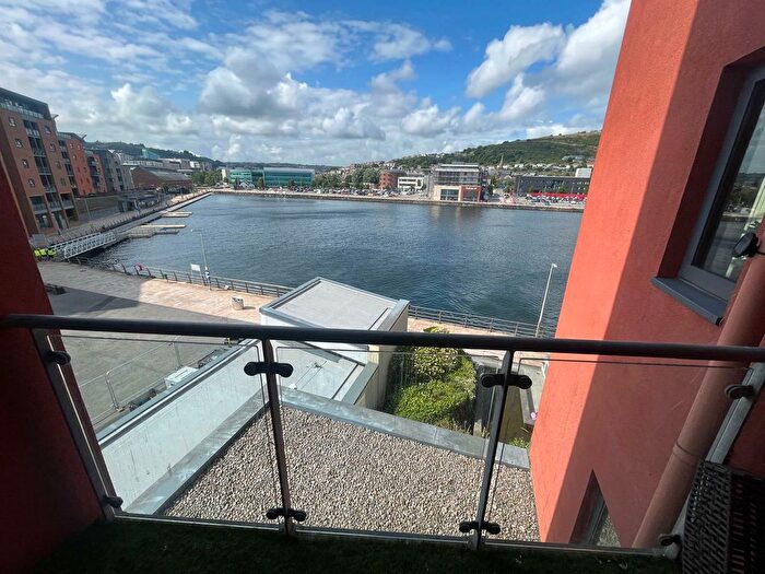 2 Bedroom Flat To Rent In Kings Road, Swansea, SA1