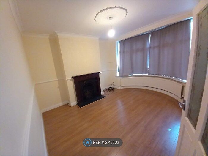 3 Bedroom Semi Detached House To Rent In Myra Street, London, SE2
