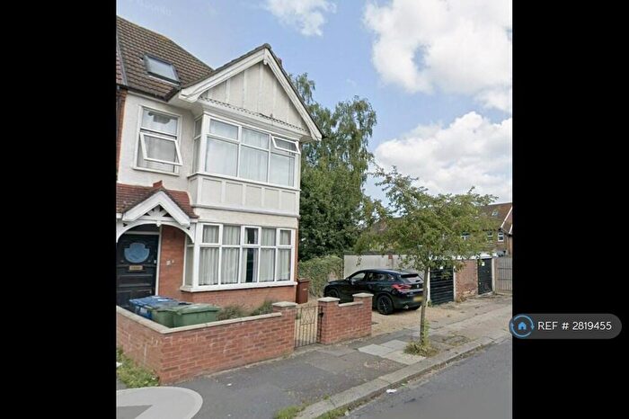 2 Bedroom Flat To Rent In Longley Road, Harrow, HA1