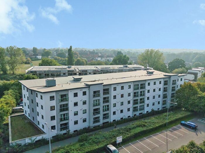 2 Bedroom Flat For Sale In St. Johns Avenue, Braintree, Essex, CM7
