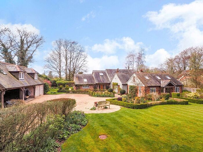 5 Bedroom Detached House For Sale In Stapley Lane, Ropley, Alresford, SO24