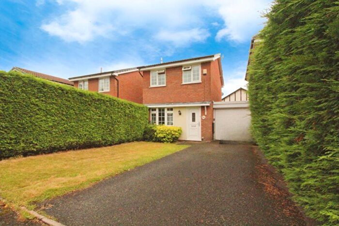 2 Bedroom Link Detached House To Rent In Mainwaring Drive, Wilmslow, Cheshire, SK9