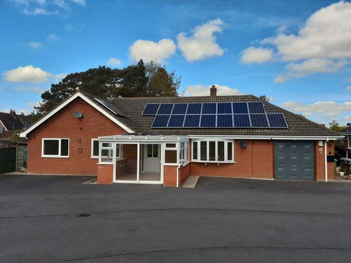 3 Bedroom Detached Bungalow To Rent In Brandiston Road, Cawston, Norwich, NR10