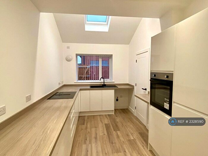 3 Bedroom Terraced House To Rent In Manley Terrace, Bolton, BL1