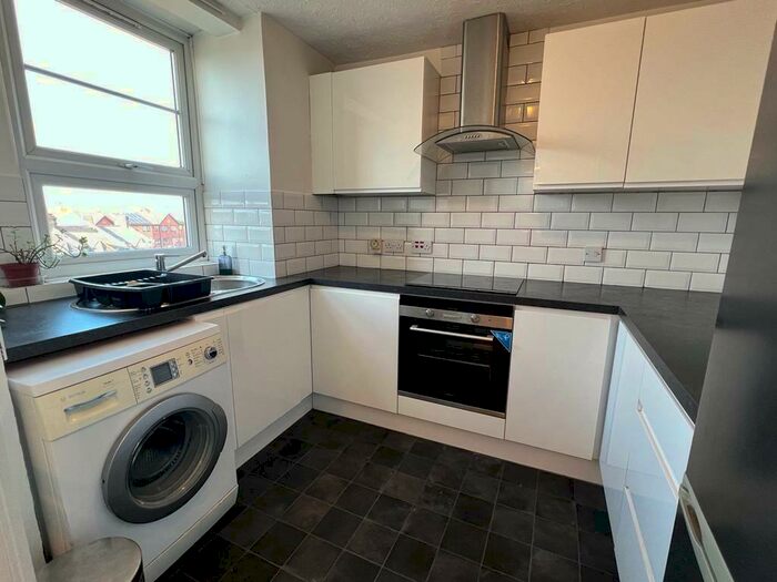 1 Bedroom Apartment To Rent In Memorial Avenue, E15
