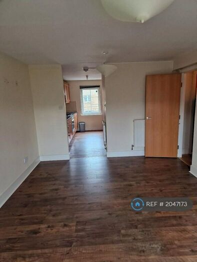 2 Bedroom Flat To Rent In Timber Bush, Edinburgh, EH6