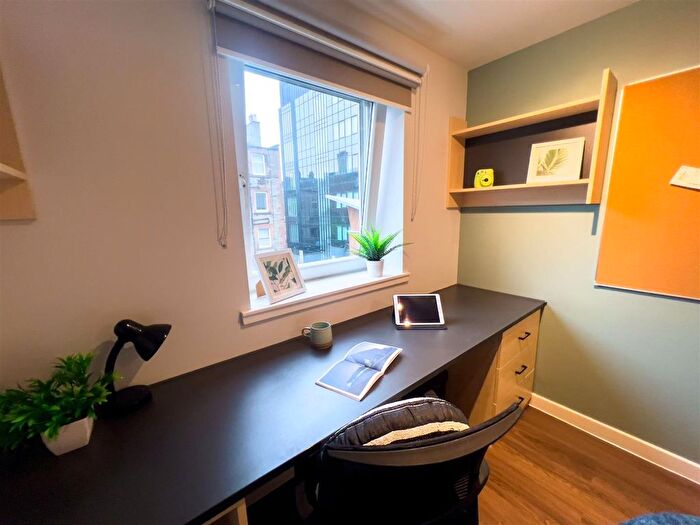 1 Bedroom Flat To Rent In Lady Lawson Street, Edinburgh, EH3