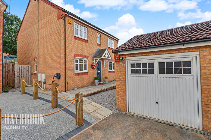 4 Bedroom Detached House For Sale In Redhill Court, Redbrook, S75