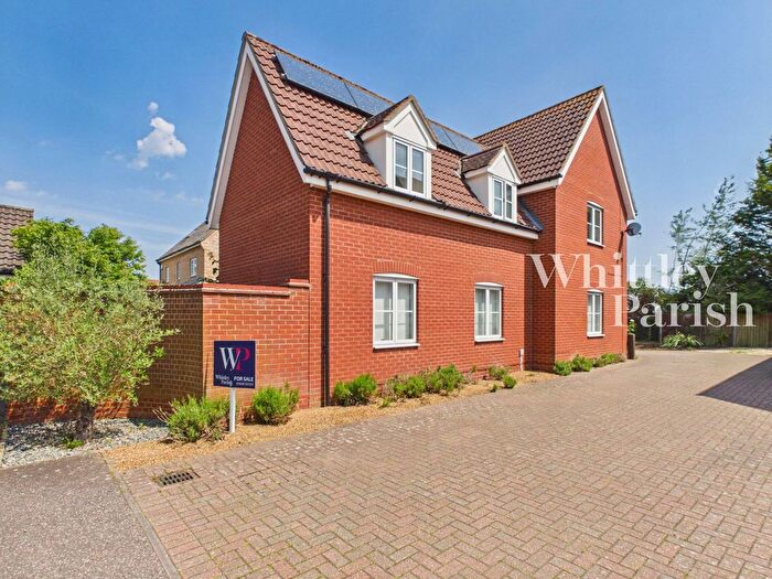 4 Bedroom Detached House For Sale In Red Robin Close, Tharston, NR15