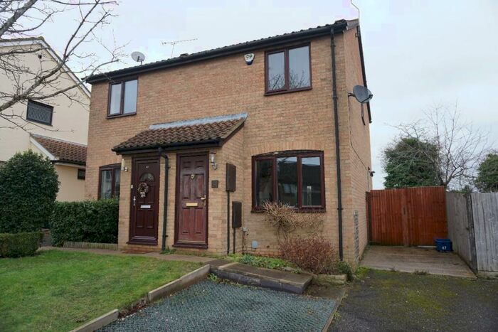 2 Bedroom Semi-Detached House To Rent In Foxhill, Olney, MK46