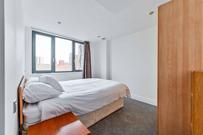 2 Bedroom Flat For Sale In Sheldon Square, Paddington, London, W2