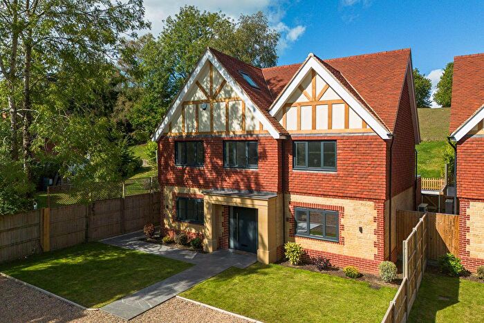 5 Bedroom Detached House To Rent In Peaslake Lane, Peaslake, GU5