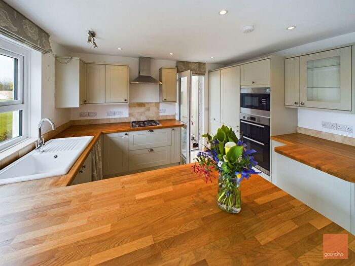 2 Bedroom Bungalow For Sale In Penwinnick Parc, St. Agnes, TR5