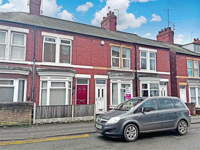 2 Bedroom Terraced House For Sale In Clarence Road, Worksop, S80