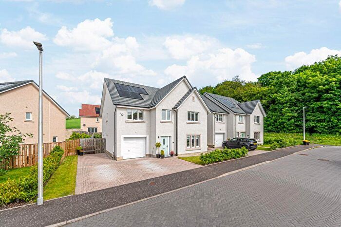 5 Bedroom Detached House For Sale In The Heughs View, Aberdour, KY3