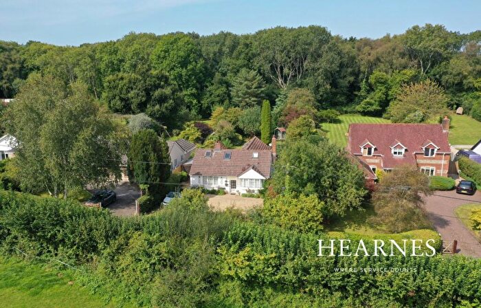 4 Bedroom Bungalow For Sale In Flowers Drove, Lytchett Matravers, Poole, BH16