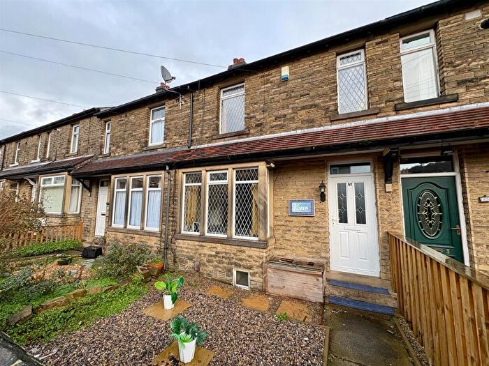 3 Bedroom Terraced House For Sale In Charles Street, Elland, HX5
