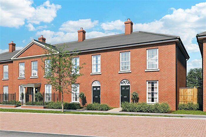 3 Bedroom End Of Terrace House For Sale In Richmond Park, Whitfield, Dover, Kent, CT16