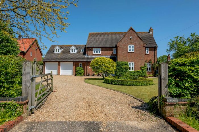 5 Bedroom Detached House For Sale In School Road, Brisley, Dereham, NR20