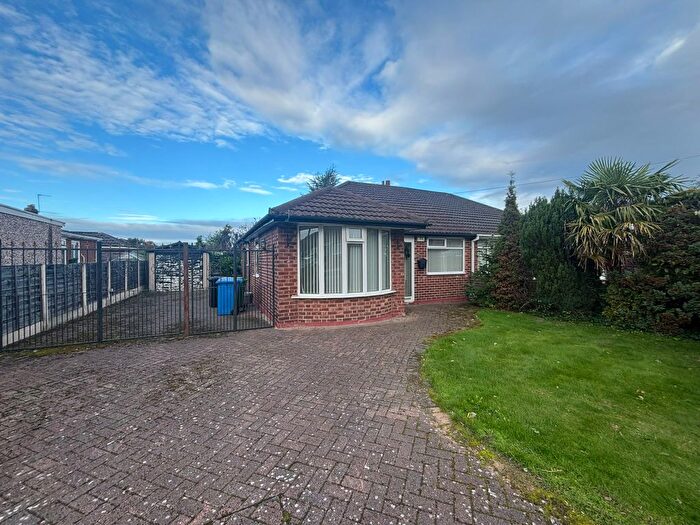 3 Bedroom Bungalow To Rent In Thorneycroft Road, Timperley, WA15
