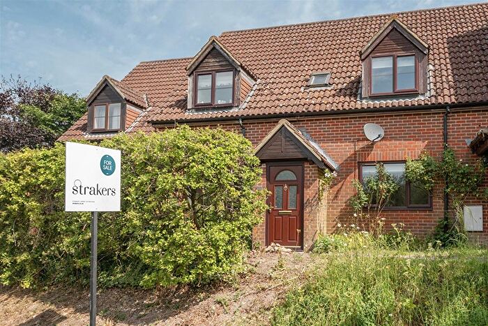 3 Bedroom Terraced House For Sale In Field View, Enford, Pewsey, SN9